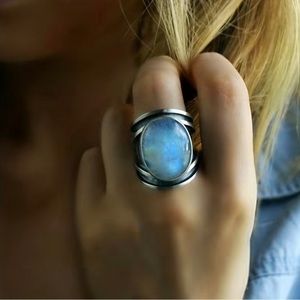 Moon ring
